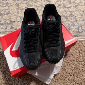 Nike Shox Men's Black Sneakers